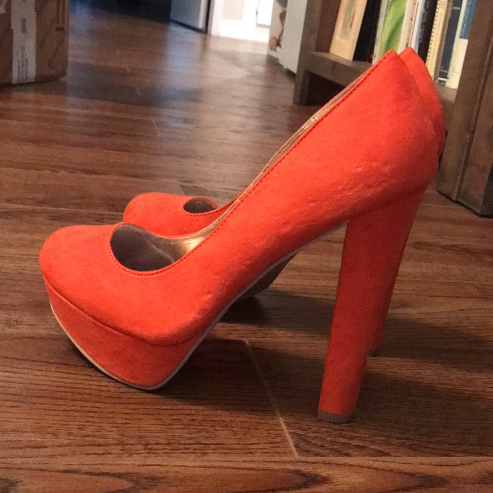 Qupid Orange Platform Round Toe Platform Heels 7.5 - image 1